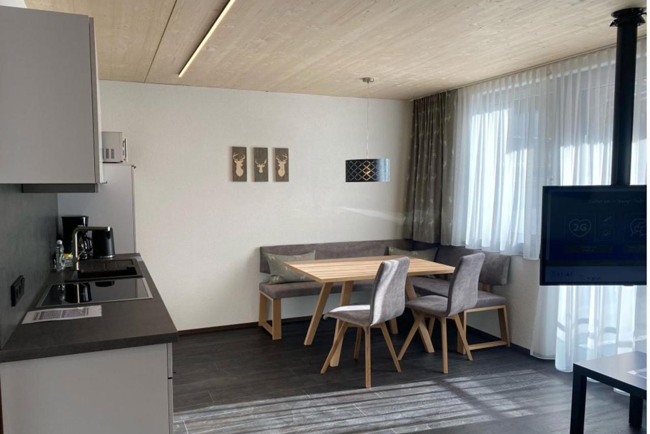 Haus Pitzi Apartment Sankt Anton am Arlberg Bagian luar foto
